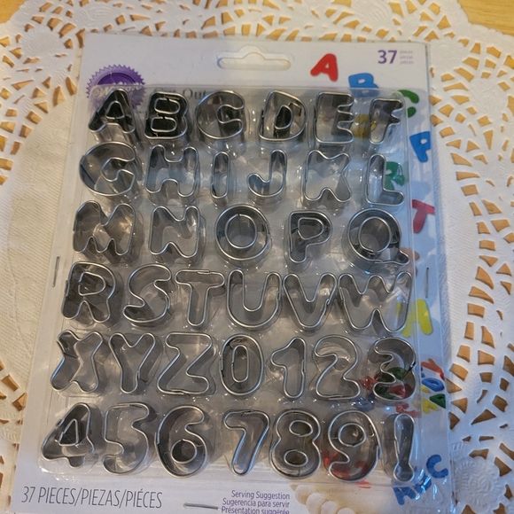 NIB Wilton 37 pcs Alphabet & Numbers Cut Outs for Fondant - Picture 2 of 5